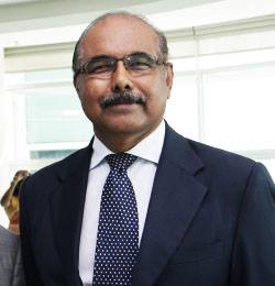 Datuk John Antony Xavier is confident the vaccine roll-out and relaxation of SOPs will enable accelerated economic growth. – UKM Facebook pic, February 24, 2021