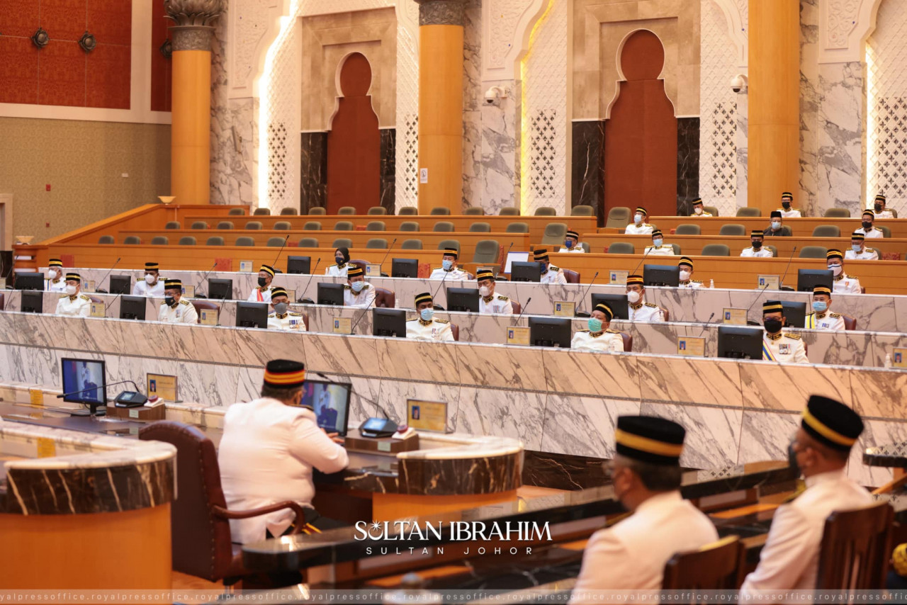 Johor reps at the State Legislative Assembly sitting at Bangunan Sultan Ismail in Iskandar Puteri today. – Sultan Ibrahim Sultan Iskandar Facebook pic, August 12, 2021