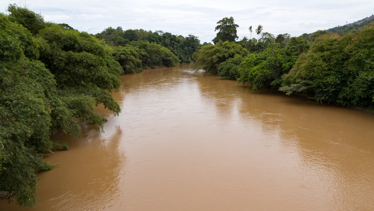 Pictured is Sg Padas, which snakes its way around the Beaufort, Keningau and Tenom districts. A source close to the Upper Padas dam project tells The Vibes that it was supposed to be developed by a consortium, but could not confirm whether it is called ‘New Sabah Hydro.’ – Wikipedia pic, September 6, 2022