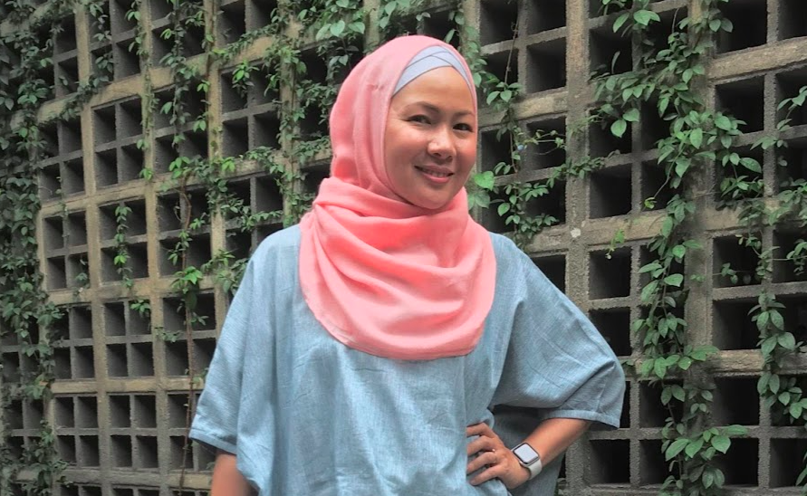 Complying with SOPs comes at a huge cost for production companies, and ex-news anchor Sheahnee Iman Lee says authorities failed to consider the effects of implementation of these regulations. – Screen grab, October 29, 2021