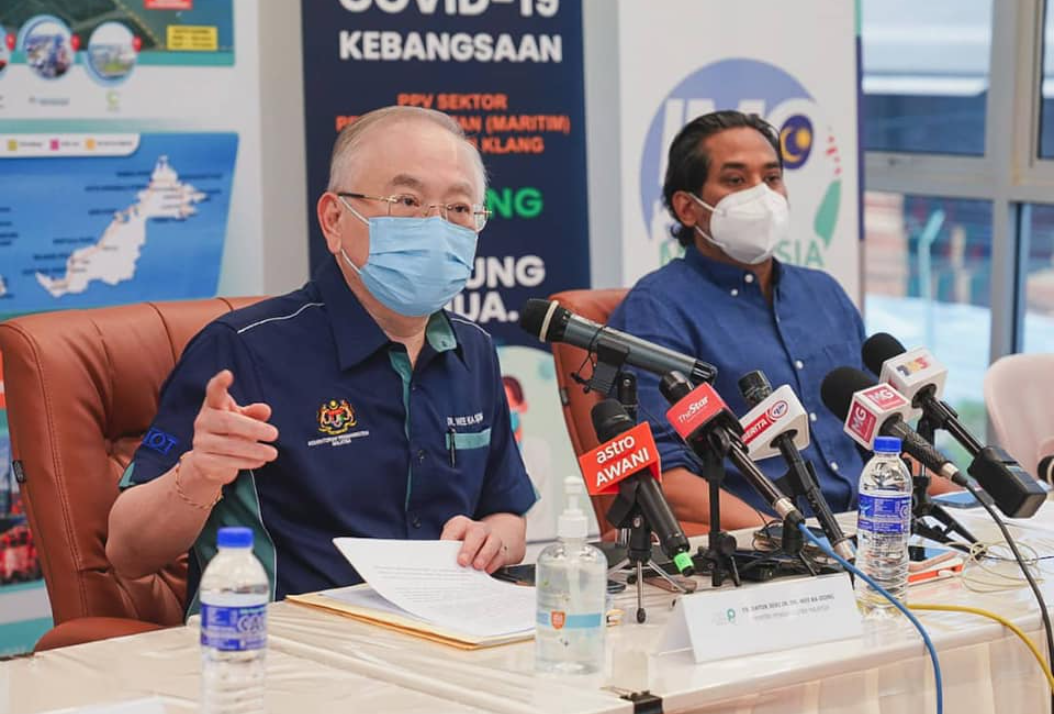 Transport Minister Wee Ka Siong (left) with Science, Technology and Innovation Minister Khairy Jamaluddin at a press conference. Wee is the leading MCA figure in the current cabinet. – Wee Ka Siong Facebook pic, August 3, 2021
