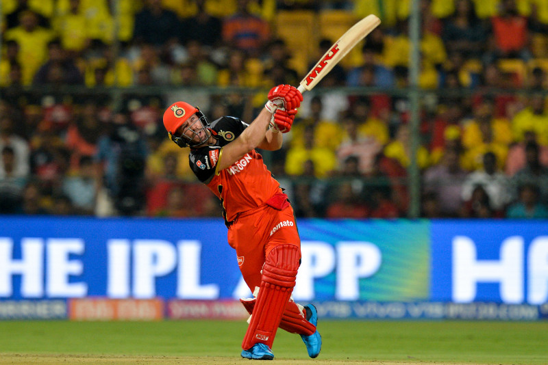 Maxwell, De Villiers star in Bangalore's third IPL win