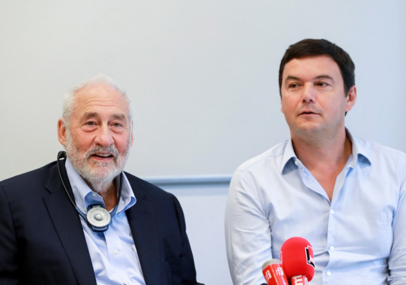 Economics Prize wraps up unusual Nobel season