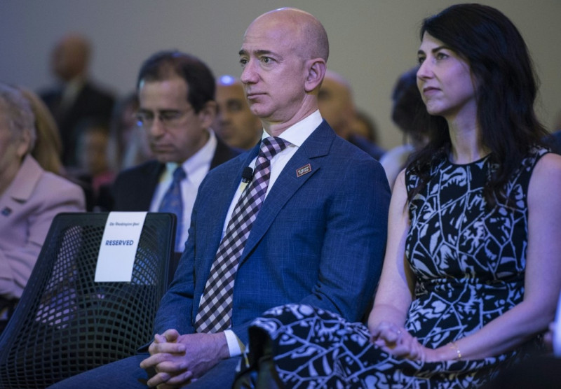 With Amazon billions, MacKenzie Scott shakes up philanthropy
