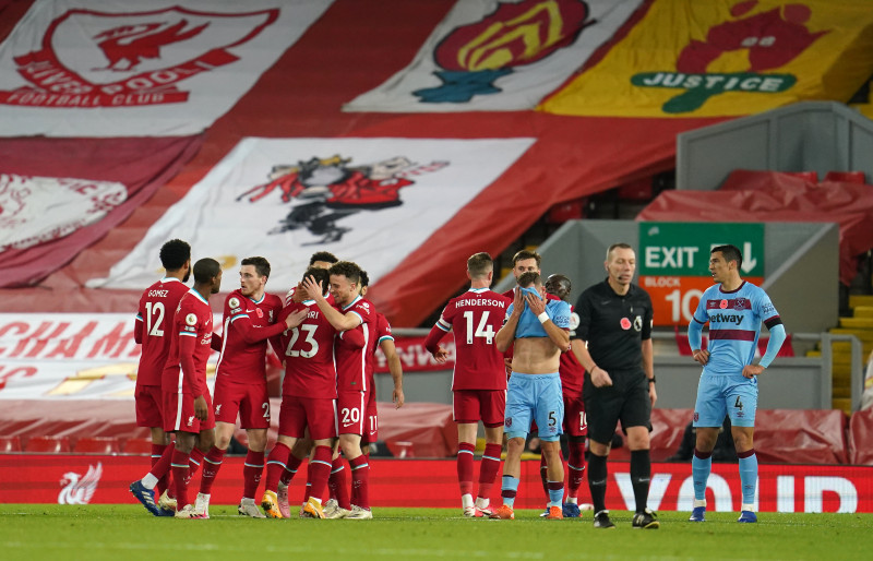 Jota caps Liverpool fightback as Man City, Chelsea win
