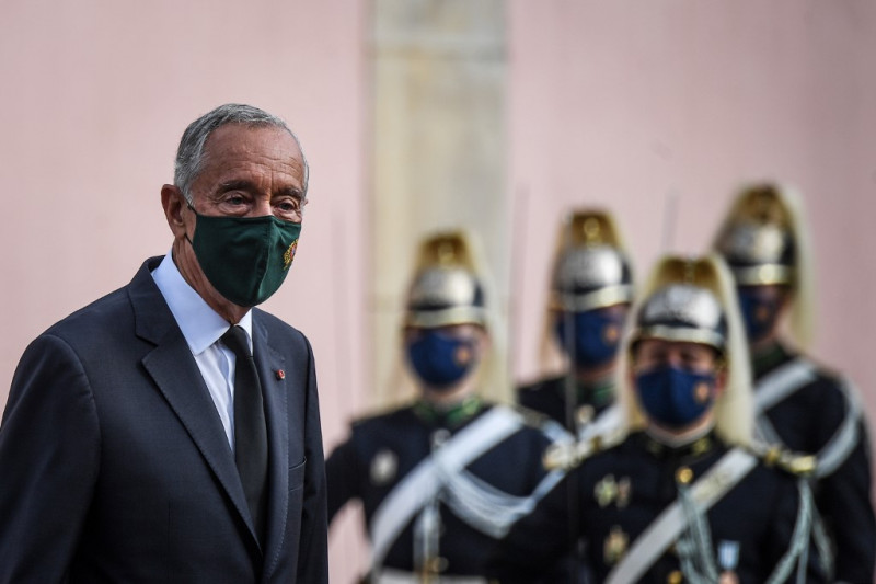 Portuguese brave lockdown for presidential polls