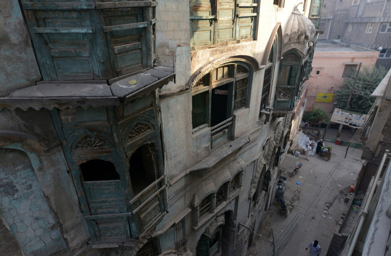 Hope for Bollywood stars' dilapidated homes in Pakistan