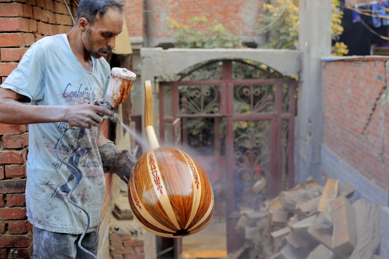 In Egypt, pandemic inspires passion for oud