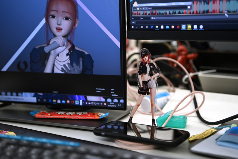 Virtual idols take to the real-life stage in China