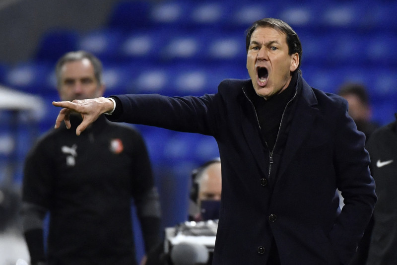 Smarting Garcia eyes Lille coup in Ligue 1