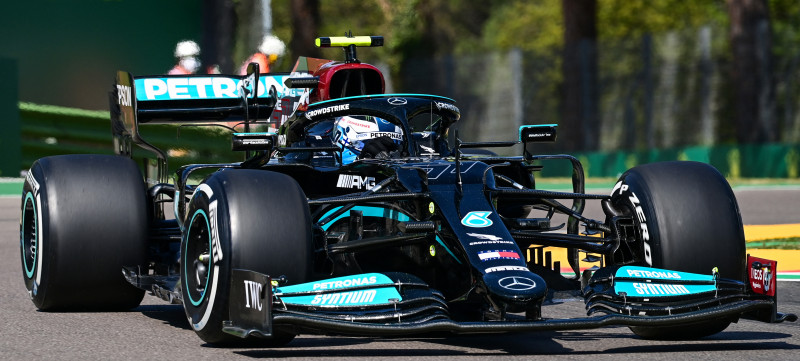 Wary Mercedes dominate practice in Imola as Verstappen runs into trouble