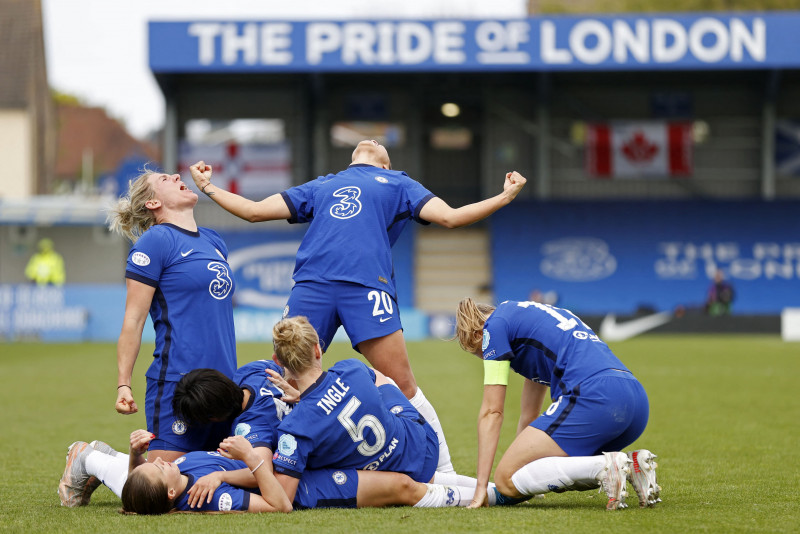 Chelsea's England eyes changing of the guard in Champions League final