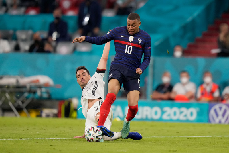 Wales set for hostile crowd after France win and Ronaldo makes history at Euro 2020