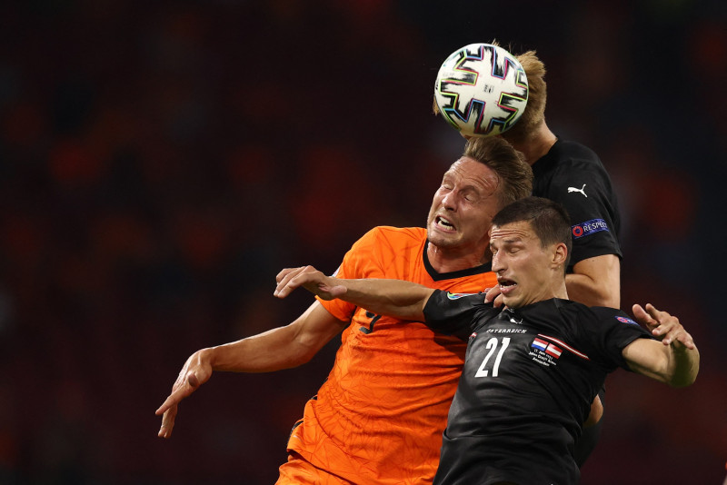 Depay and Dumfries send Netherlands into Euro 2020 knockouts