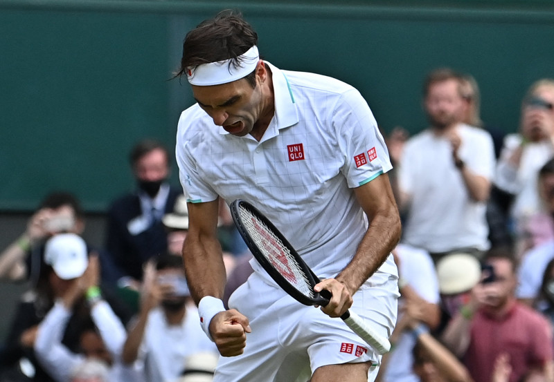 Djokovic, Federer and teenage hope  Raducanu  top Wimbledon bill on final 'Manic Monday'