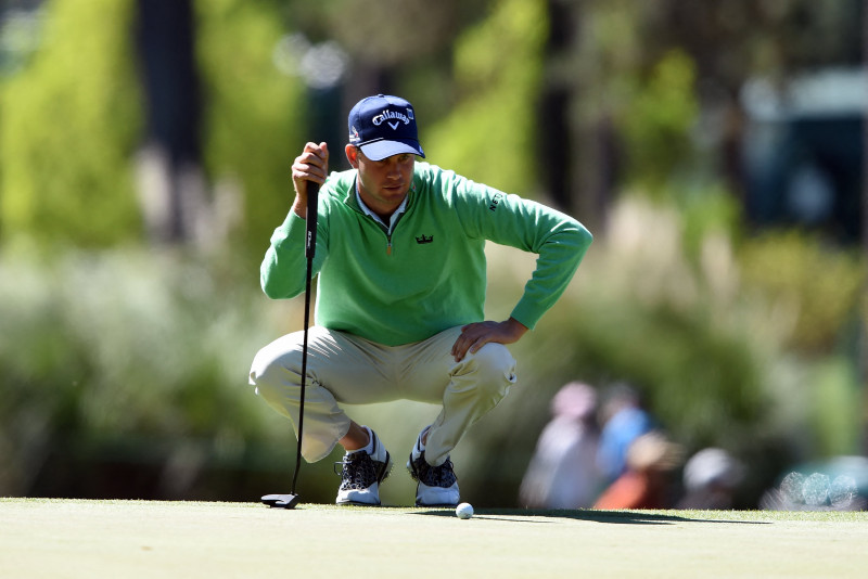 English wins eight-hole playoff to take PGA Travelers title