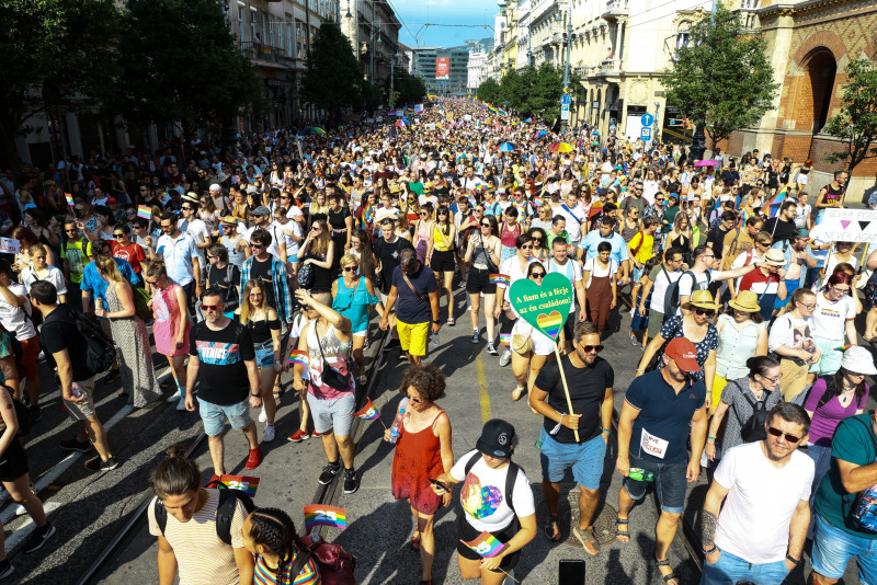 Lewis Hamilton urges Hungarians to vote against nation’s 'anti-LGBTQ+' law