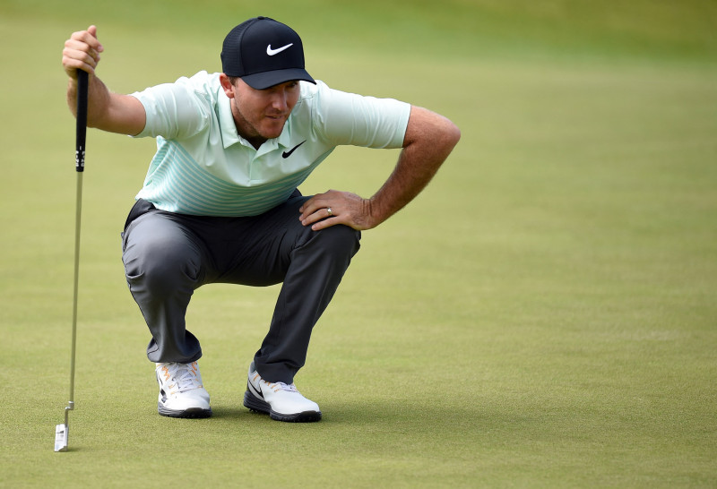 Henley grabs early US Open lead while Mickelson struggles