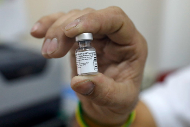 Covid-19 vaccines to touch down in Sabah tomorrow