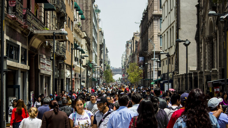 Mexico City plastic ban poses challenge to virus-hit firms