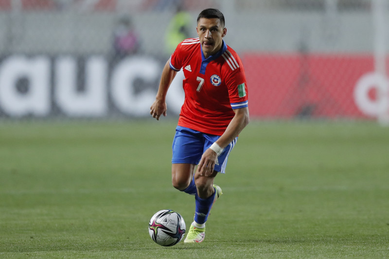 Ex-Barca, Man United star Sanchez relaunches Chile’s World Cup hopes