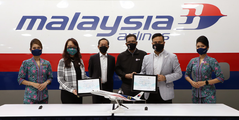 National football league soars to new heights with M’sia Airlines