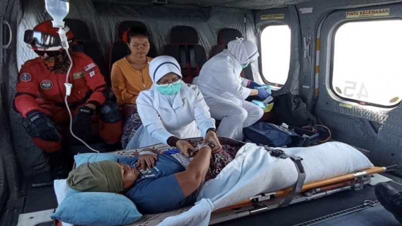 Fire Dept conducts medevac, takes Orang Asli woman to hospital