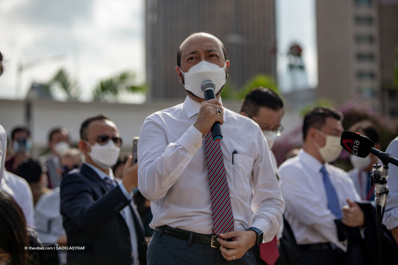 Pejuang open to working with PN but not Umno ‘court cluster’: Mukhriz