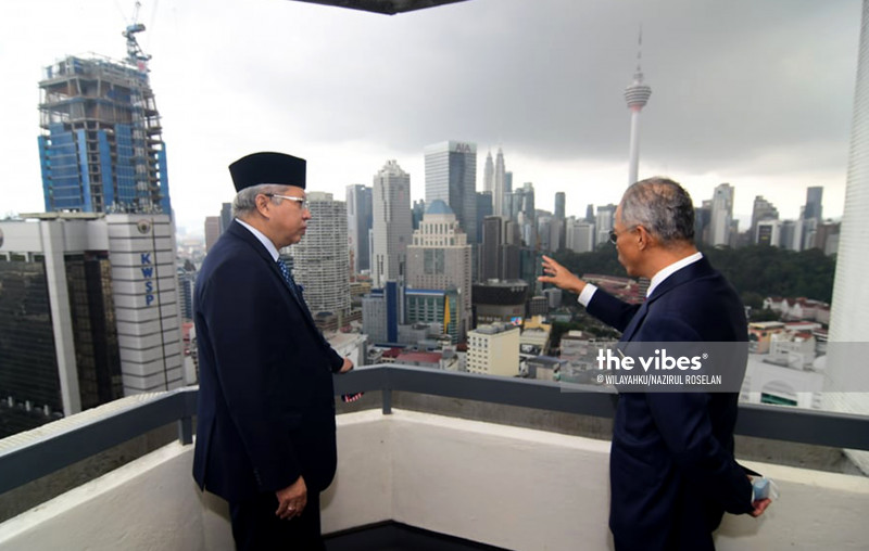 KL mayor’s swift response to HQ lift disruption raises brows