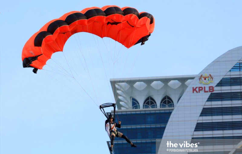 Base jump training cancelled for two days to respect Azuan’s passing