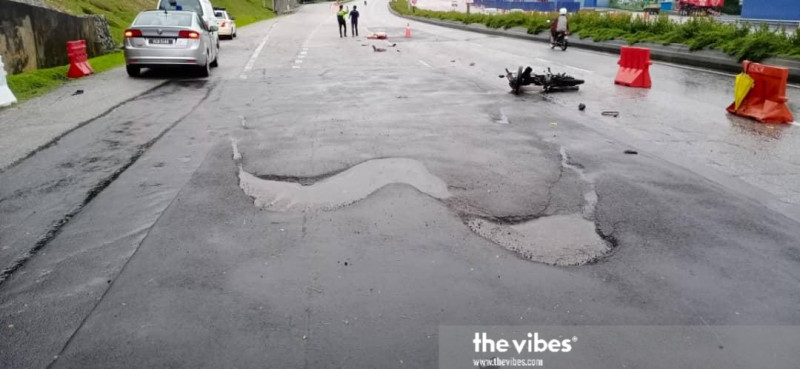 75-year-old m-cyclist dies after hitting pothole in KL