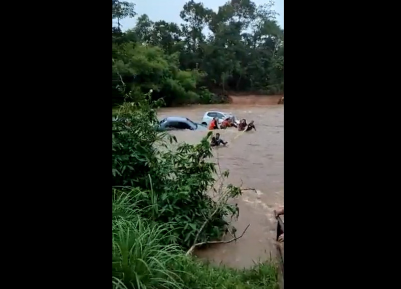 Postpone leisure activities in areas with water surge risks: police