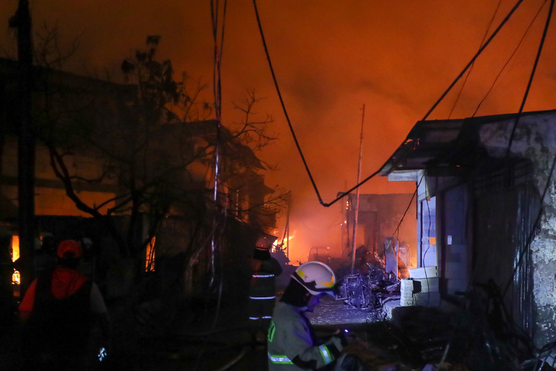 Indonesia’s Pertamina fuel storage depot fire kills 16: military