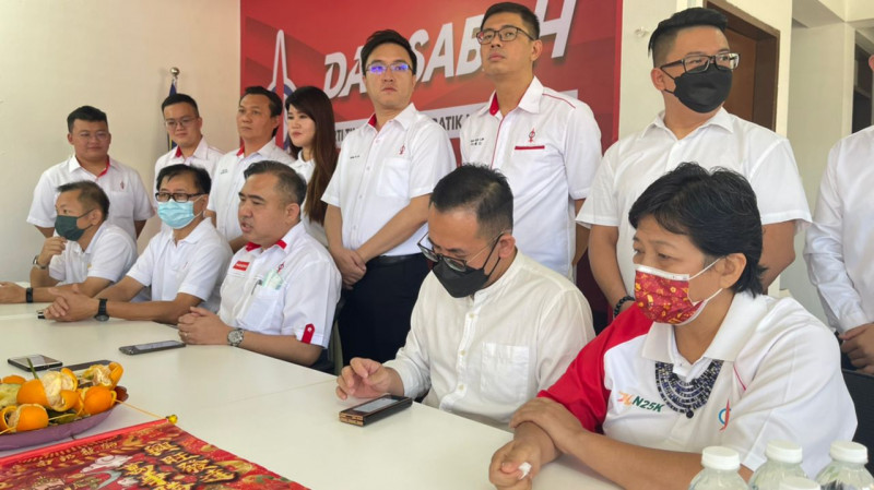 DAP open to working with Warisan, but not begging: Loke
