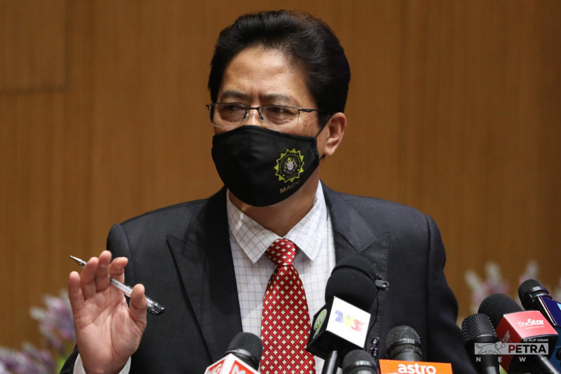 Azam Baki sues whistle-blower Lalitha for RM10 mil