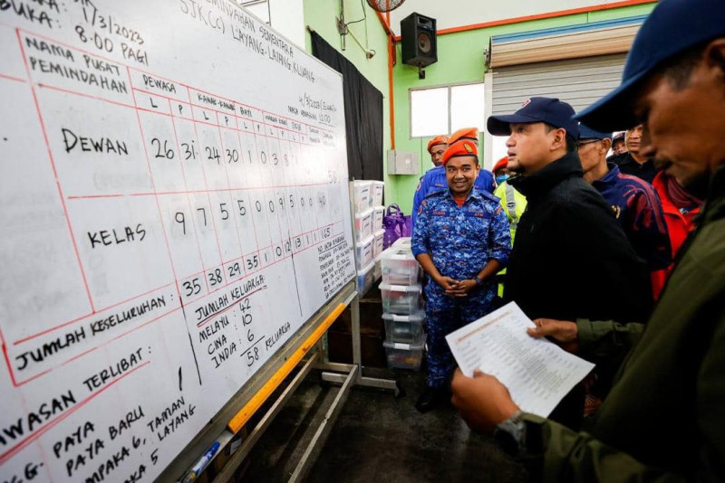 Special op ongoing to help flood victims in critical areas: Onn Hafiz