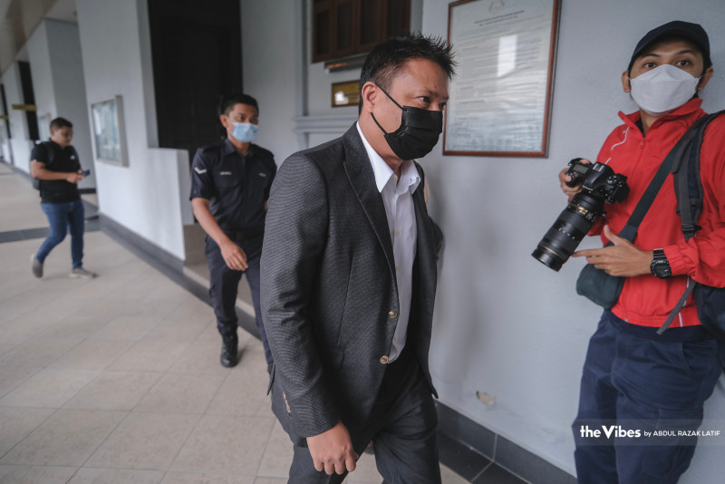 KL Tower deal: company boss pleads not guilty to offering RM7.5 mil bribe to Annuar