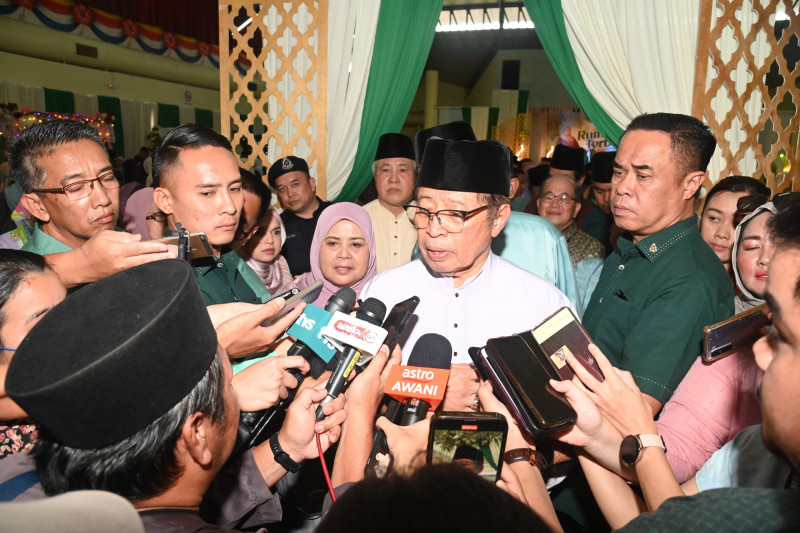 Abang Jo unaware of Malay Proclamation, says busy with Raya, Gawai
