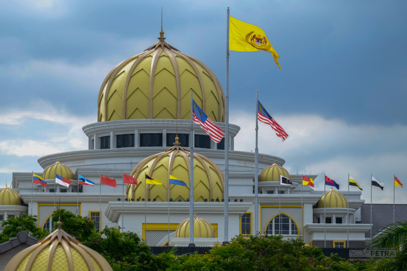 GE15: cops close, divert several routes near Istana Negara from 7pm