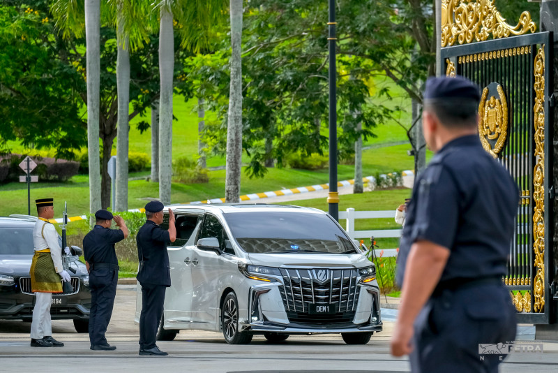 [UPDATED] Ismail Sabri concludes audience with Agong