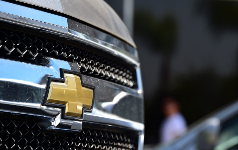 General Motors to bring pickups production back to Canada
