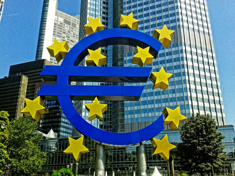 European economists urge ECB to forgive debts