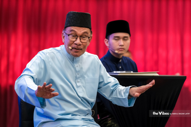 [UPDATED] Talks in universities: Anwar says all for it, unless...