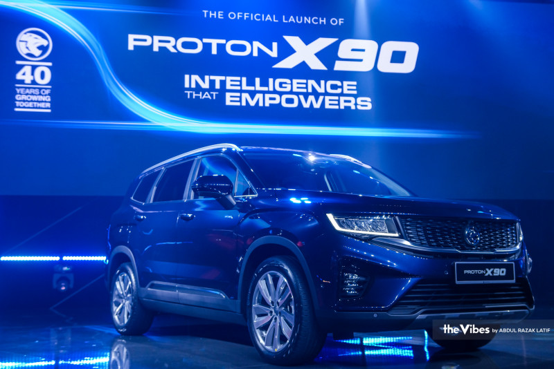 Anwar launches much anticipated X90, thanks Dr Mahathir for Proton  