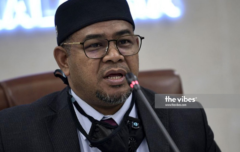 Unsound for Hadi to pick Bersatu over Umno: former PAS MP