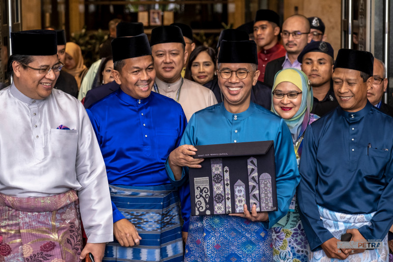 Budget 2023: govt woos youth with RM400 mil in goodies