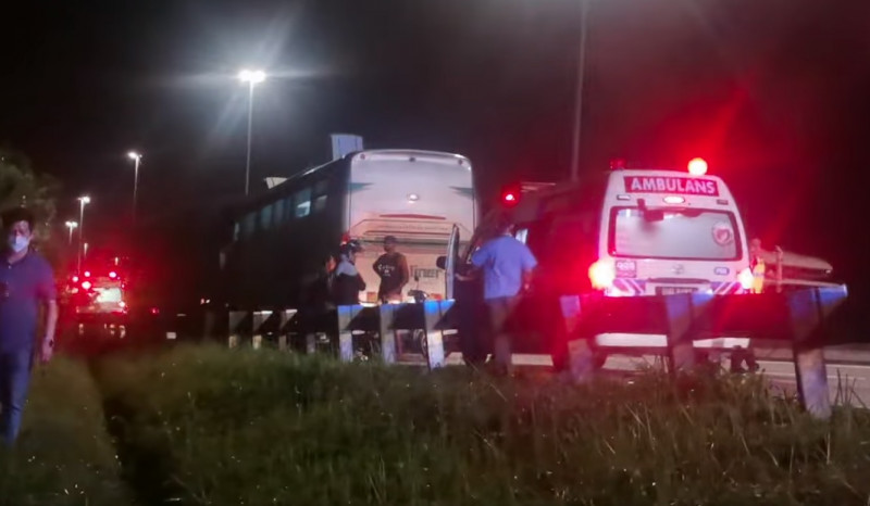 Driver badly injured as express bus rams trailer