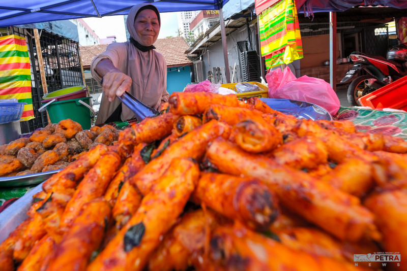 Ramadan bazaar traders cheer for less curbs this year