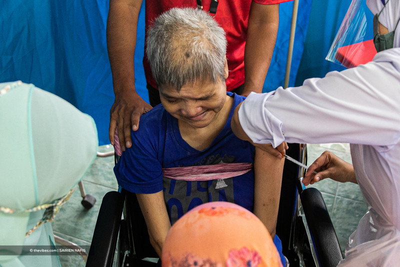 Covid-19 cases dip to 5,793