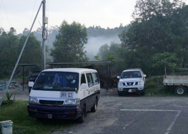 Open burning: smoke smothers 200 families in Sandakan for 4 years